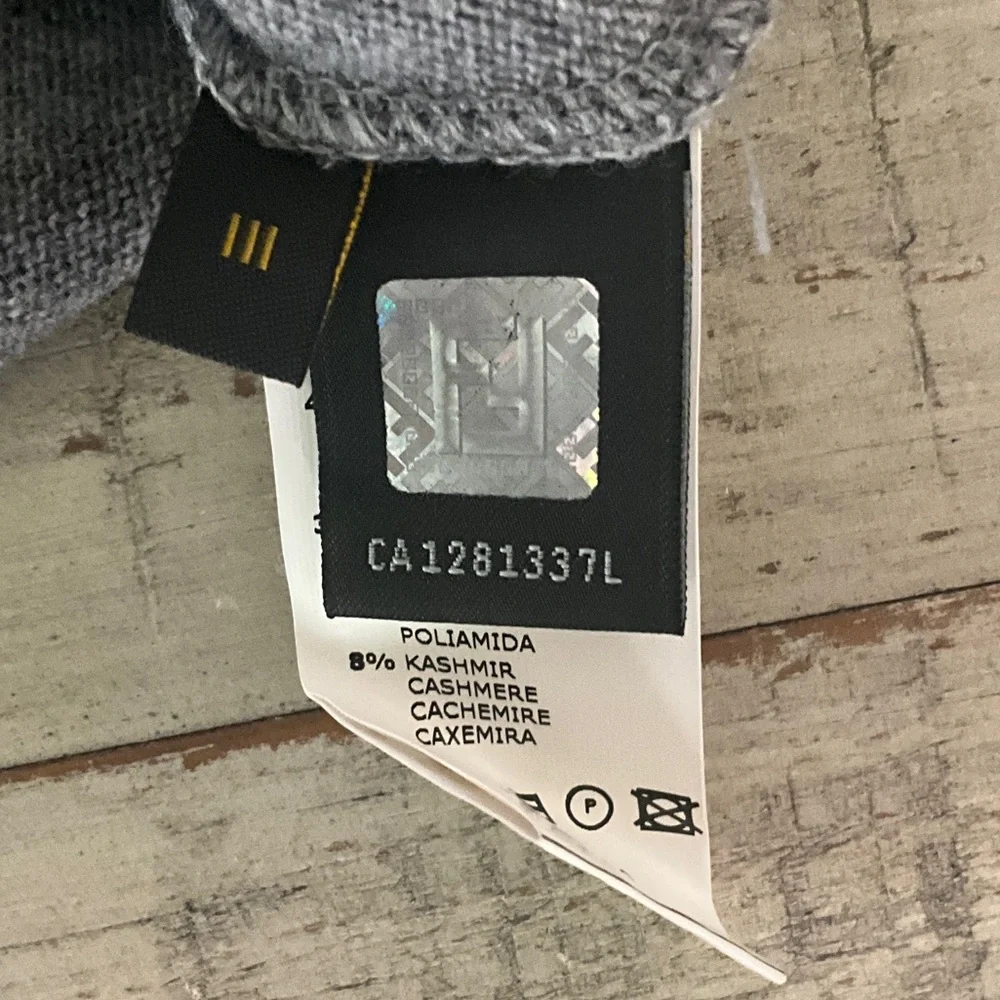 Fendi Black and Gray Knit Cape/Poncho - Picture 4 of 5
